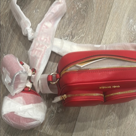 Michael Kors Red Crossbody Bag with Gold-Tone Hardware - Picture 6 of 8